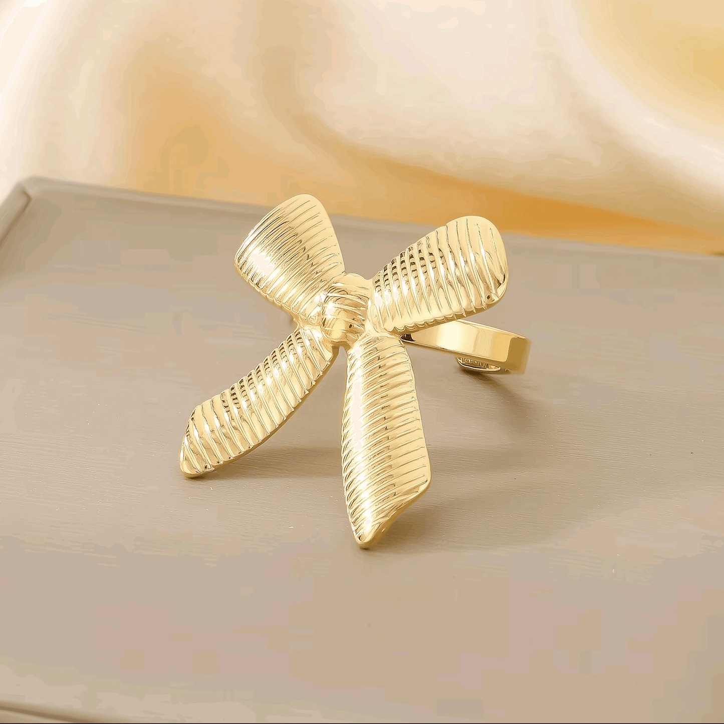 Axis Charm - Joudella