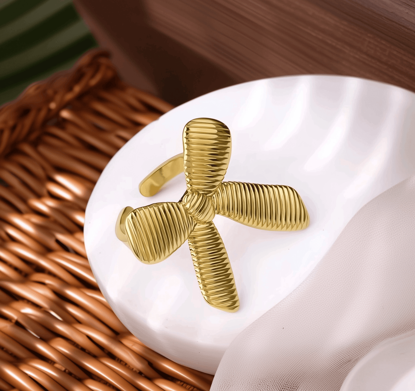 Axis Charm - Joudella