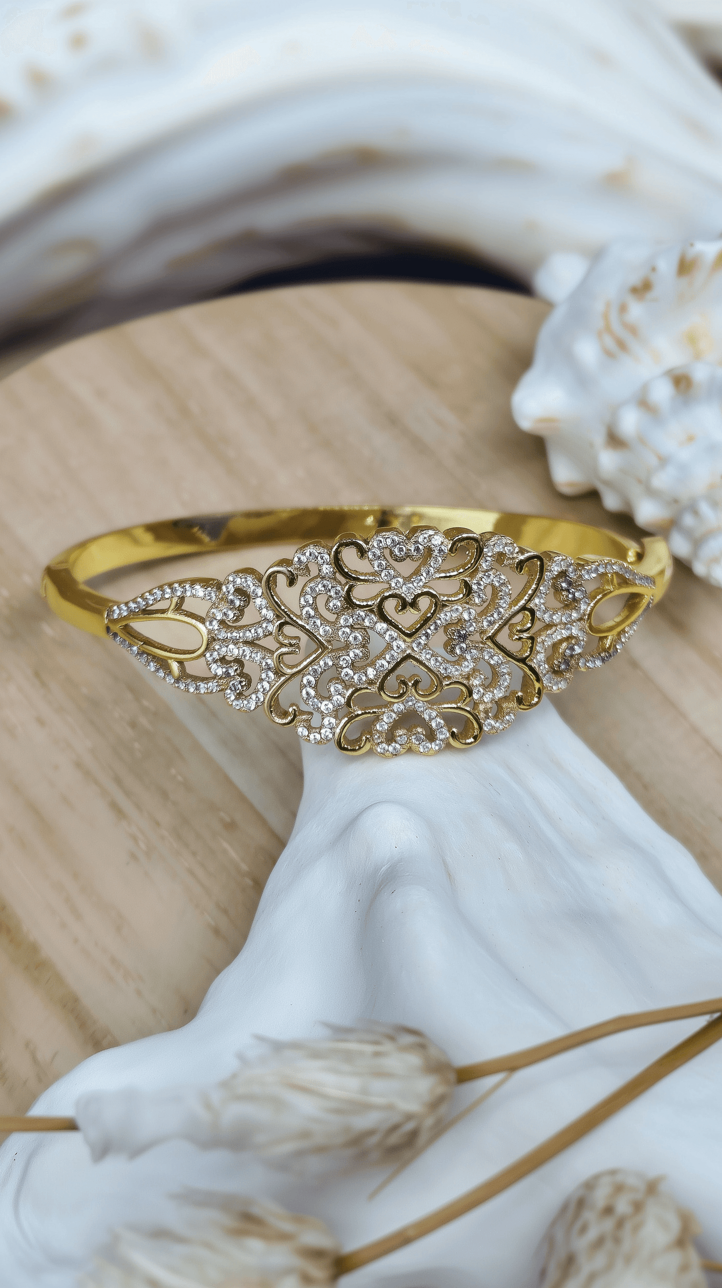 Golden Romance - Joudella