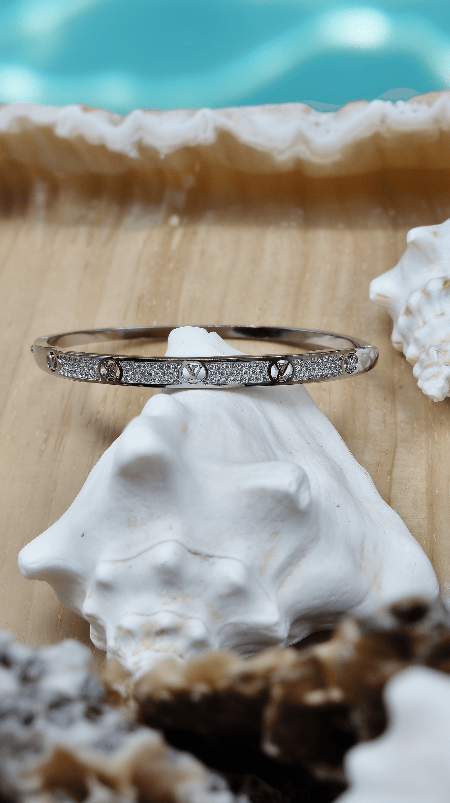 Chic Code - Joudella