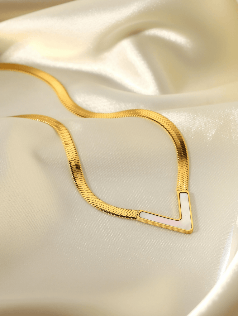 Linea V Necklace - Joudella